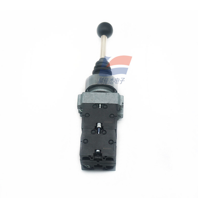 Công tắc chính 600V 10A XD2PA24CR Spring Return Cross Rocker bốn bit