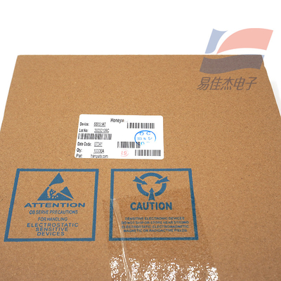 SS551AT SOT-89-3 Package Hall Effect Sensor với hoạt động tối thiểu - 40 C