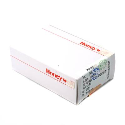 SS49E Thông qua lỗ lắp đặt Hall Effect Sensor Compact 10 V Điện áp điện hoạt động