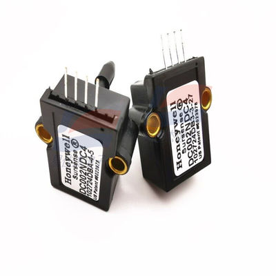 Bộ cảm biến áp suất DC002NDC4 để tích hợp vào máy bơm truyền nước