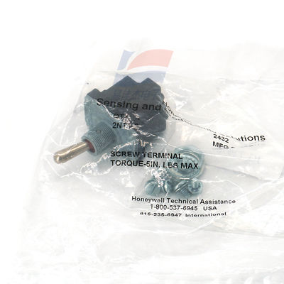 2NT1-2 Công tắc chuyển đổi dạng lẫy gắn bảng điều khiển, không đèn báo, cấp thương mại